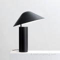 Lampada da tavolo da cappello in metallo nero tutto nero